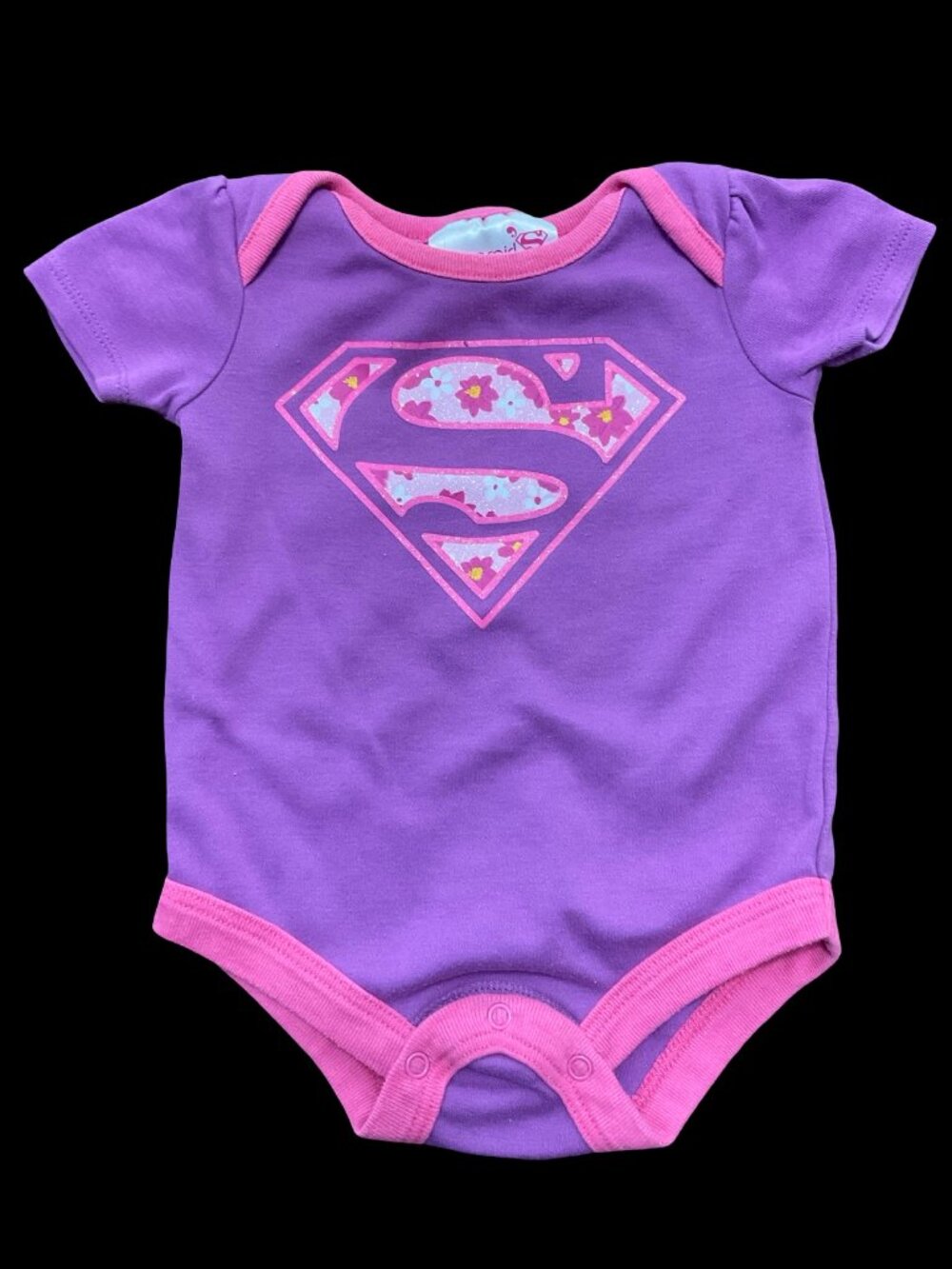 🌻10/$25 - Purple/Pink Onesie w/ Supergirl Logo
